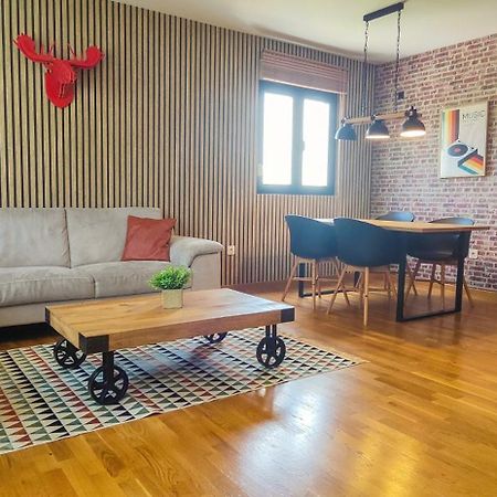 פודגוריצה Apartments At Ljubovic Hill Park מראה חיצוני תמונה